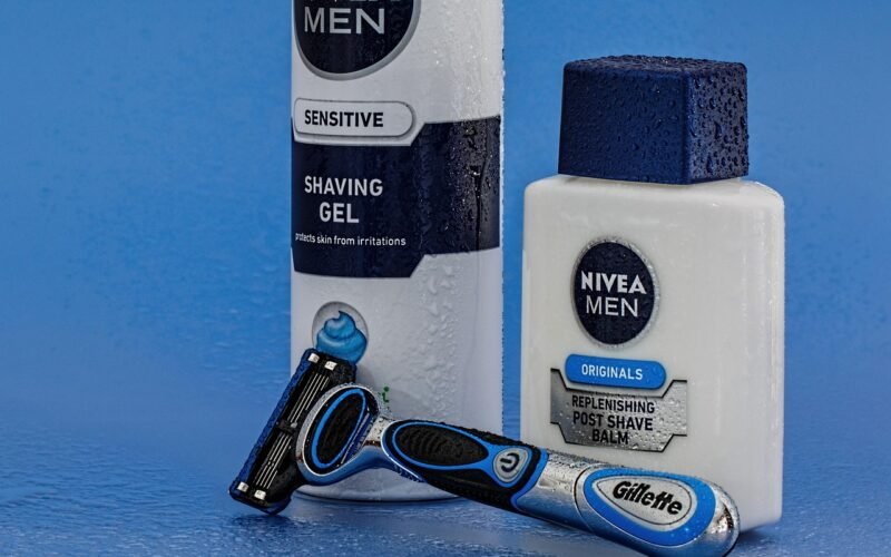 5-Minute Daily Skin Routine for Busy Men and Women